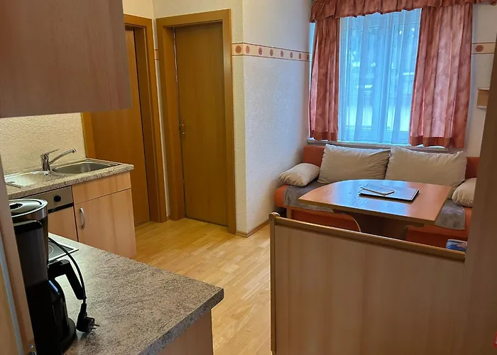 Fewos Wuzella Faaker